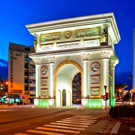 Apartment In The Center Of 스코페 외부 사진