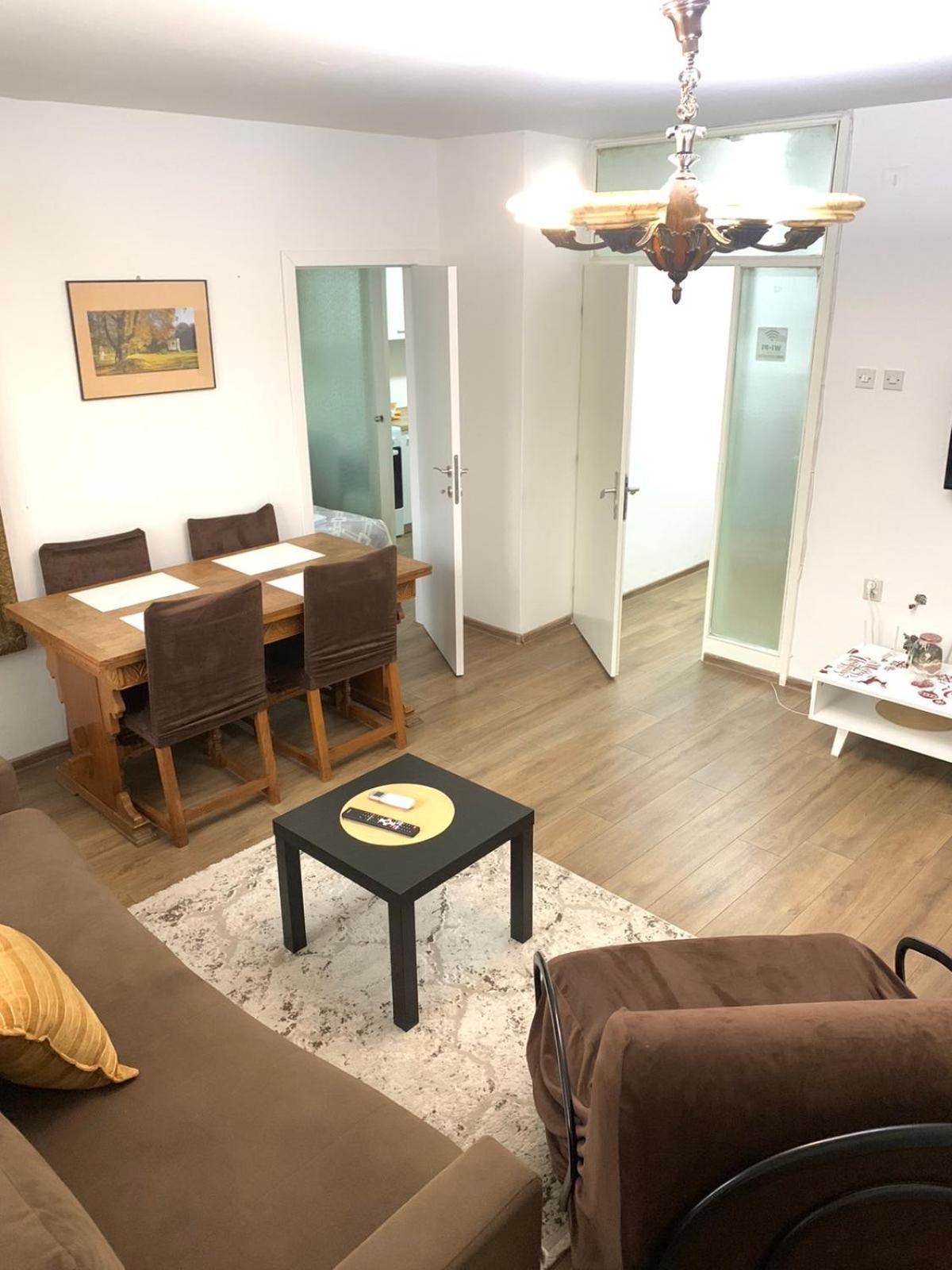 Apartment In The Center Of 스코페 외부 사진